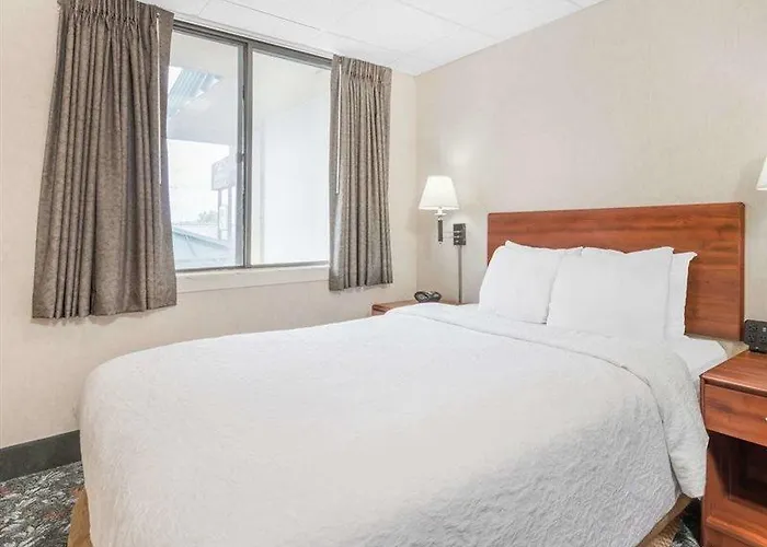 Howard Johnson By Wyndham 3*
