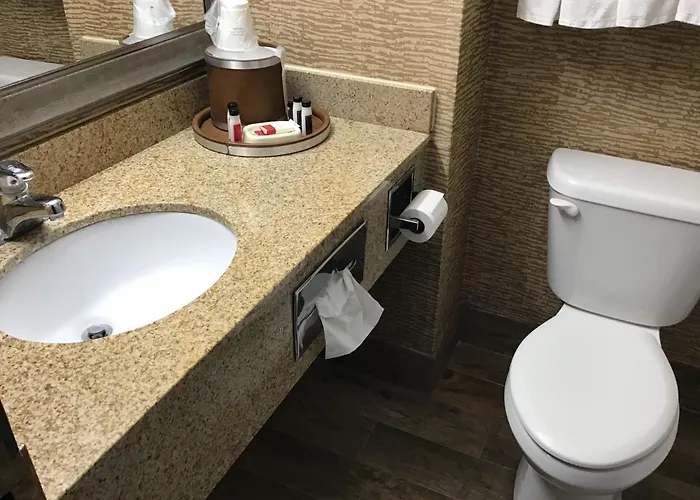 Howard Johnson By Wyndham 3* Gillette