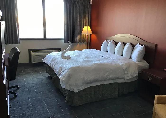 Howard Johnson By Wyndham Hotel Gillette