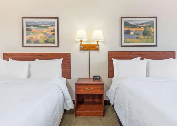 Howard Johnson By Wyndham 3*