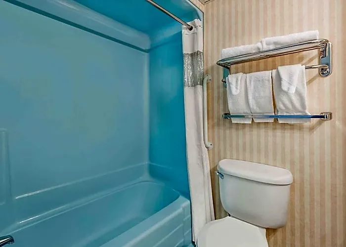 Howard Johnson By Wyndham 3*